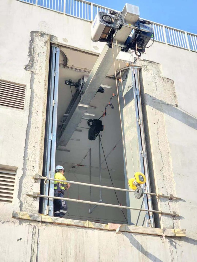 中電火牛房起重機/工業起重機/hoist beam/龍門式起重機，Installation of Eot crane，橋式起重機