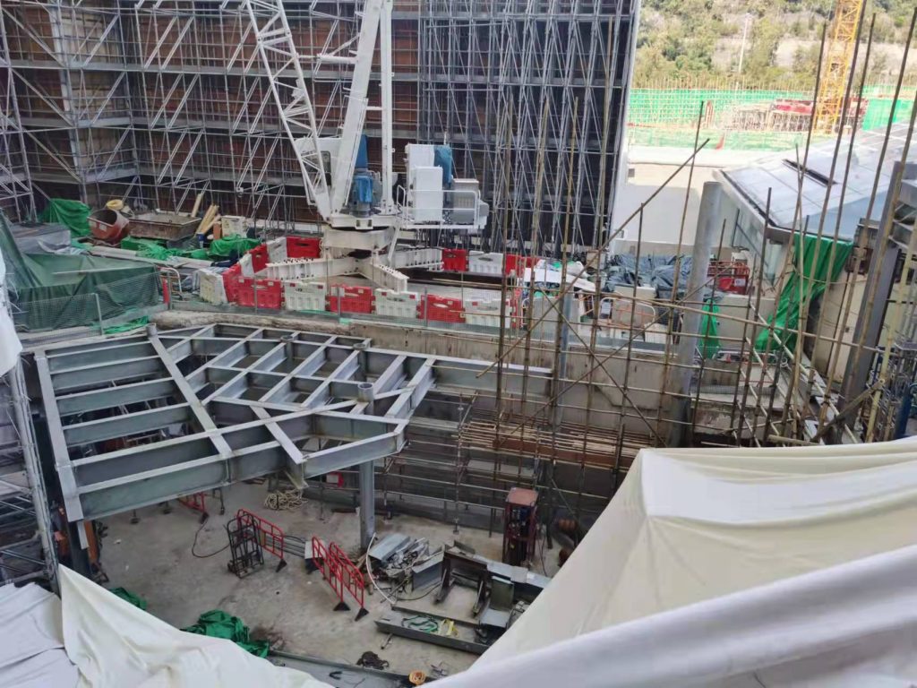 香港賽馬會沙田馬場改建及加建工程-鋼鐵結構工程，臨時鋼結構工程，防火油工程
